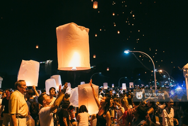 Có bạn nào đang ở Chiang Mai và vừa được ngắm hai lễ hội đèn trời tuyệt đẹp ở đây không? - Ảnh 5.