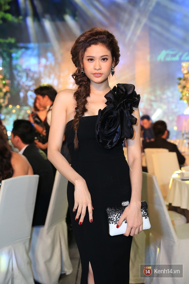 Trấn Th&agrave;nh hội ngộ t&igrave;nh cũ Mai Hồ, d&agrave;n sao lộng lẫy khoe sắc trong sự kiện c&ugrave;ng Hồ Hạnh Nhi - Ảnh 25.