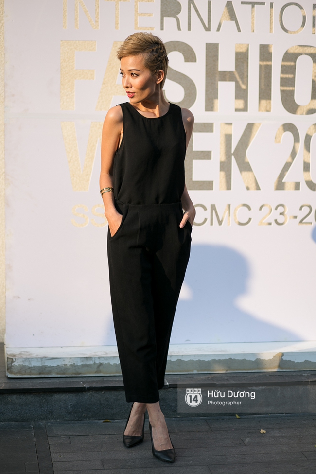 Street style ng&agrave;y cuối của VIFW: mặc đẹp cũng phải c&oacute; hội c&oacute; phường - Ảnh 25.