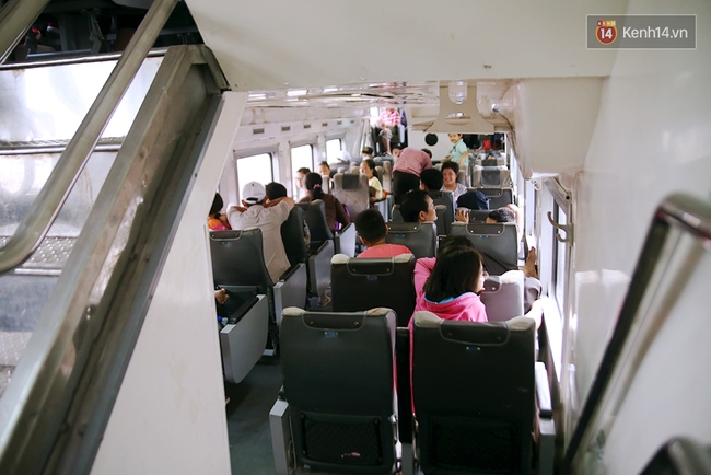 Người Sài Gòn nô nức trải nghiệm chuyến tàu ngoại ô đầu tiên chỉ với giá 10.000 đồng - Ảnh 7.