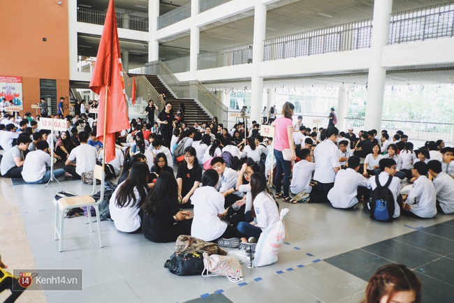 Sự kiện có 1-0-2: Teen Ams cuối cấp trồng cây và chôn điều ước trước ngày chia tay - Ảnh 2.