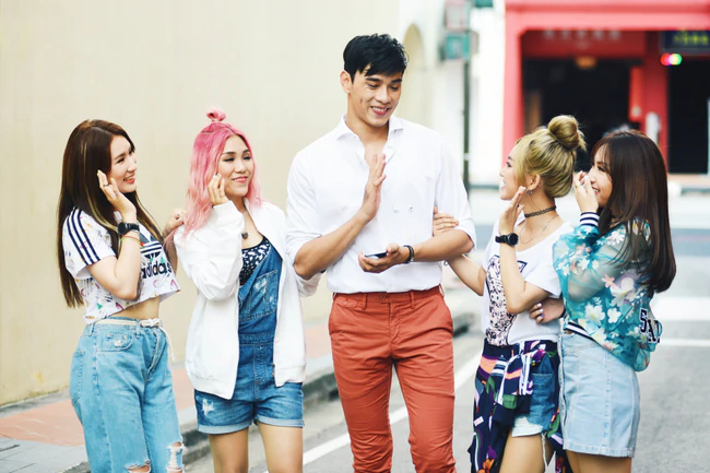 G&agrave; chiến Lip B của Đ&ocirc;ng Nhi khi&ecirc;́n fan đ&ocirc;̉ gục với single mới si&ecirc;u d&ecirc;̃ thương - Ảnh 13.