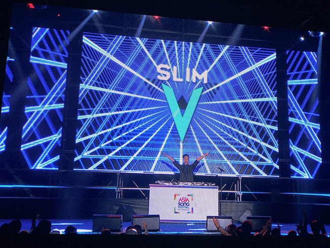 SlimV gây ấn tượng mạnh tại Asia Song Festival, tiếp tục được mời diễn tại sự kiện EDM lớn nhất Hàn Quốc - Ảnh 4.