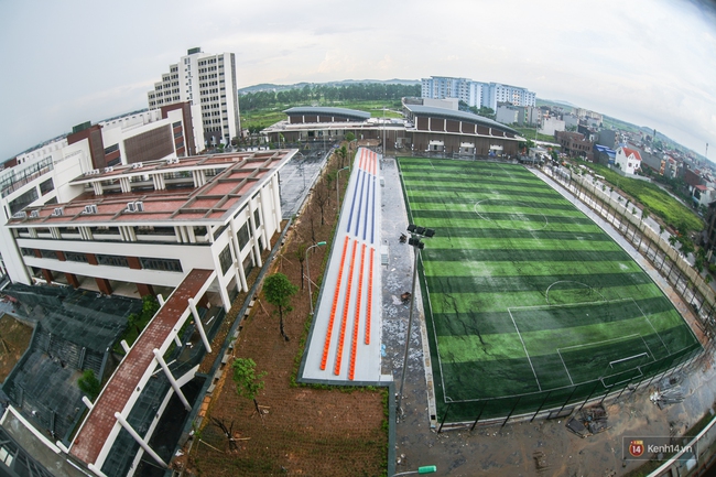 Những ng&ocirc;i trường c&oacute; khu thể chất ho&agrave;nh tr&aacute;ng, khiến học sinh đỡ gh&eacute;t m&ocirc;n Thể dục! - Ảnh 20.