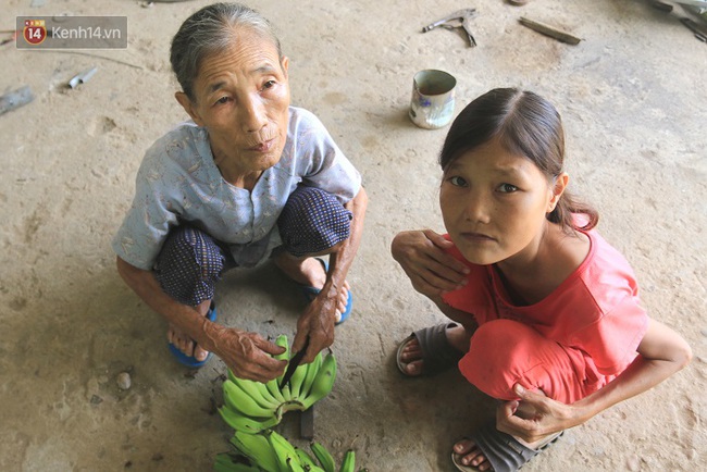 Cô gái mang khuôn mặt bà lão ở Quảng Nam: ăn gấp 10 lần người thường, uống mỗi ngày 36 lít nước - Ảnh 11.