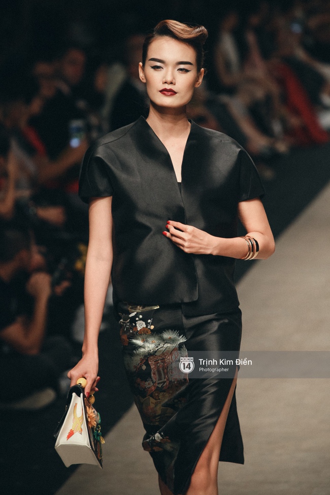 Ngày 1 Vietnam Internation Fashion Week: Các NTK đã chiêu đãi người xem những gì? - Ảnh 44.