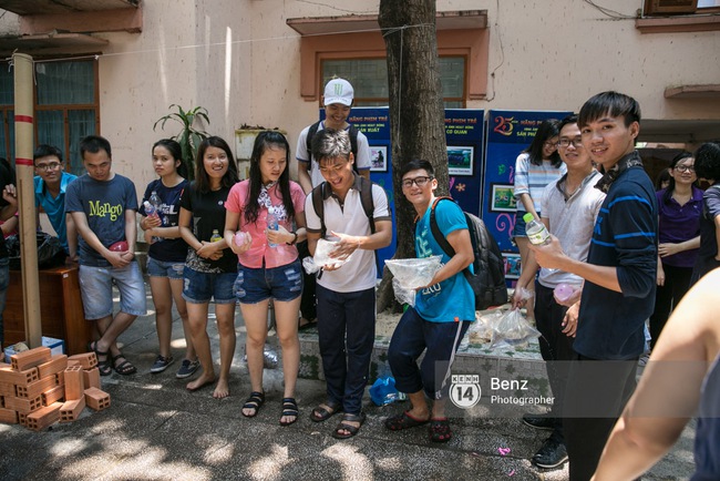 Giới trẻ Sài Gòn đã có một ngày hội té nước siêu vui không kém gì ở Thái  - Ảnh 12.
