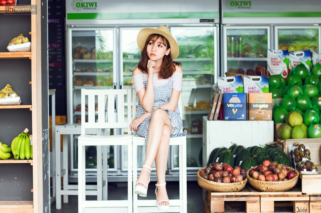Street style 2 miền: Miền Bắc nhẹ nh&agrave;ng trong trẻo, miền Nam cool ngầu hết nấc - Ảnh 18.