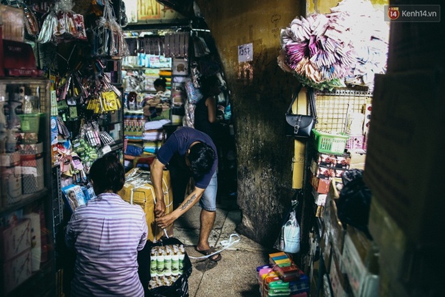 Chuyện về ông chủ Chợ Lớn ở Sài Gòn: Từ kẻ vô gia cư trở thành tỷ phú thế kỷ 20 - Ảnh 18.