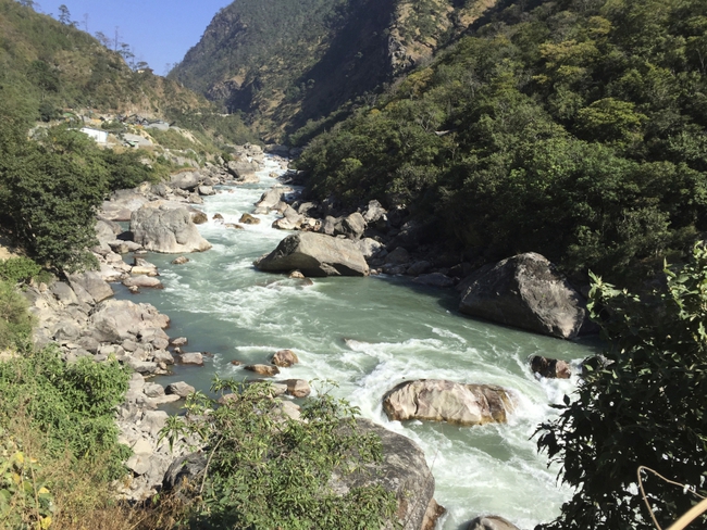 Bài diễn thuyết gây chấn động của thủ tướng Bhutan - quốc gia hạnh phúc nhất thế giới - Ảnh 7.