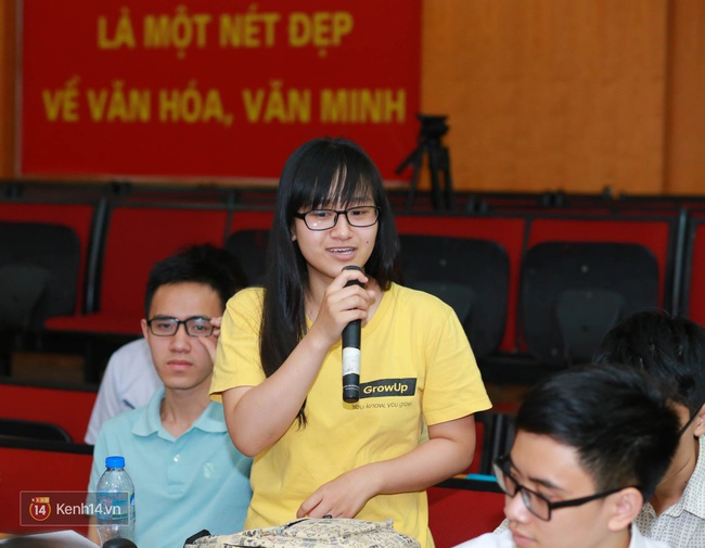 Clip: SV Ngoại Thương h&agrave;o hứng tranh luận Kh&ocirc;ng đi thầy, th&igrave; đừng nghĩ đến chuyện qua m&ocirc;n - Ảnh 9.
