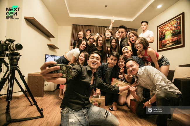 Ng&agrave;y đầu ti&ecirc;n ở nh&agrave; chung: Ai cũng h&agrave;o hứng v&igrave; v&ograve;ng thi hấp dẫn nhất NextGen đ&atilde; bắt đầu! - Ảnh 2.