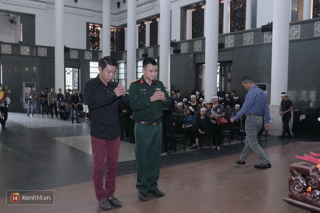 Phó thủ tướng Vũ Đức Đam tiễn đưa NSƯT Phạm Bằng về nơi an nghỉ cuối cùng - Ảnh 45.