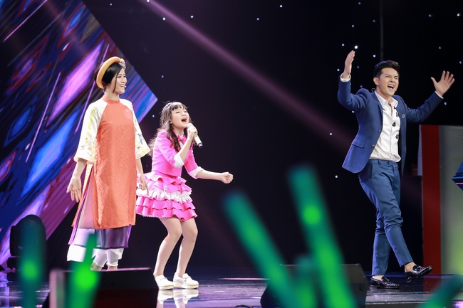 The Voice Kids: Noo Phước Thịnh tức tối vì đáp đúng, pink girl vẫn chọn Đông Nhi - Ảnh 5.