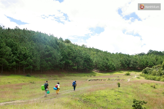 Trekking và cắm trại ở đồi Tà Năng: Đi để thấy mình còn trẻ và còn nhiều nơi phải chinh phục! - Ảnh 7.