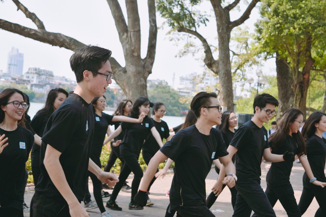 Học sinh trường Ams biểu diễn m&agrave;n flashmob được chuẩn bị suốt 1 năm - Ảnh 9.