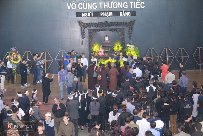 Phó thủ tướng Vũ Đức Đam tiễn đưa NSƯT Phạm Bằng về nơi an nghỉ cuối cùng - Ảnh 49.