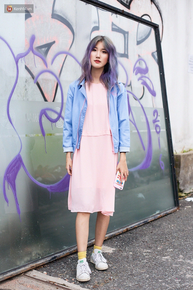 Street style 2 miền tuần qua: Khi trẻ trung, ngọt ng&agrave;o đụng độ sexy, t&aacute;o bạo - Ảnh 3.