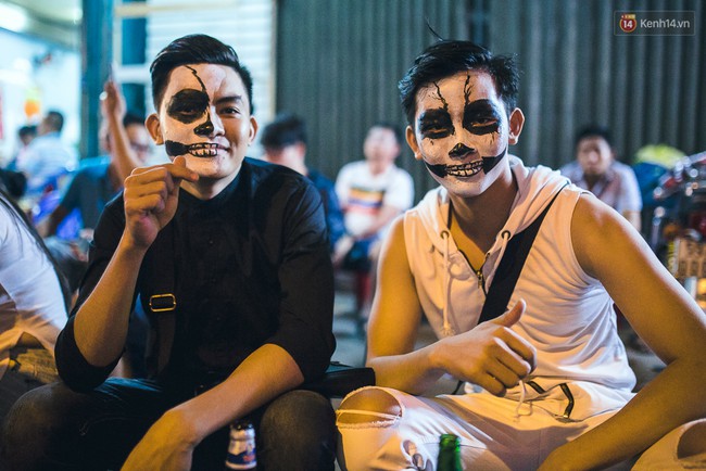 H&agrave; Nội hay S&agrave;i G&ograve;n cũng đều ngập tr&agrave;n những bạn trẻ h&oacute;a trang độc đ&aacute;o dịp Halloween - Ảnh 19.