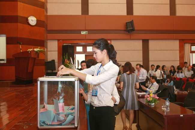 &Aacute; hậu Thanh T&uacute; vinh dự trở th&agrave;nh th&agrave;nh vi&ecirc;n Hội luật Quốc tế Việt Nam - Ảnh 2.