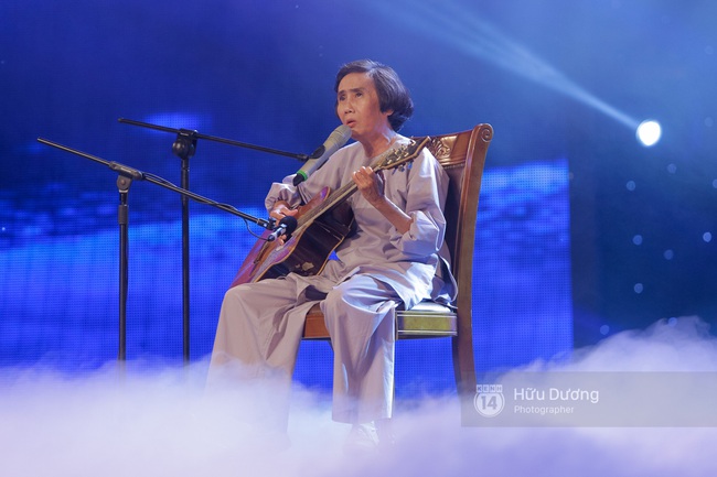 Got Talent: Gi&aacute;m khảo l&uacute;ng t&uacute;ng khi phải loại c&ocirc; Th&uacute;y b&igrave;nh tĩnh sống - Ảnh 10.