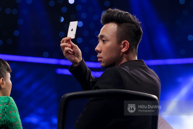 Got Talent: Gi&aacute;m khảo l&uacute;ng t&uacute;ng khi phải loại c&ocirc; Th&uacute;y b&igrave;nh tĩnh sống - Ảnh 24.