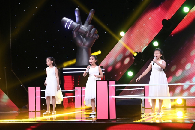 The Voice Kids: Đông Nhi - Noo Phước Thịnh nước mắt đầm đìa khi phải loại học trò - Ảnh 7.