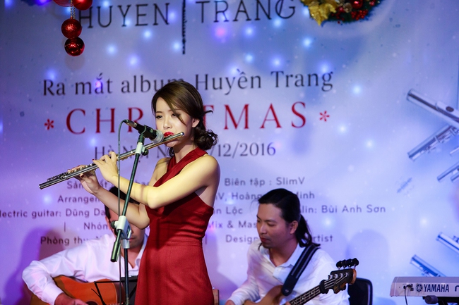 SlimV chăm chút ân cần cho bạn gái Huyền Trang trong ngày ra mắt album đầu tay - Ảnh 9.