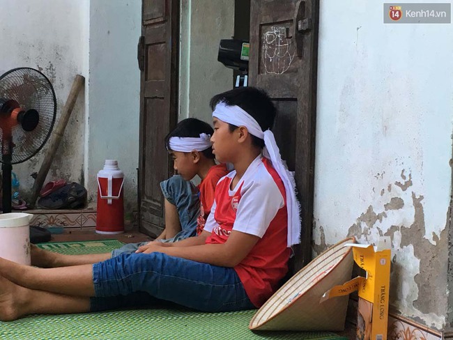 X&oacute;t xa đ&aacute;m tang chung 5 người bị điện giật chết - Ảnh 7.