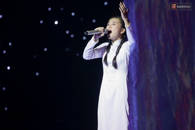 The Voice Kids: Noo Phước Thịnh loại hot boy 9 tuổi, Đông Nhi bưng mặt khóc sau khi công bố kết quả - Ảnh 17.