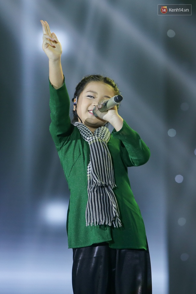 The Voice Kids: Noo Phước Thịnh loại hot boy 9 tuổi, Đông Nhi bưng mặt khóc sau khi công bố kết quả - Ảnh 32.