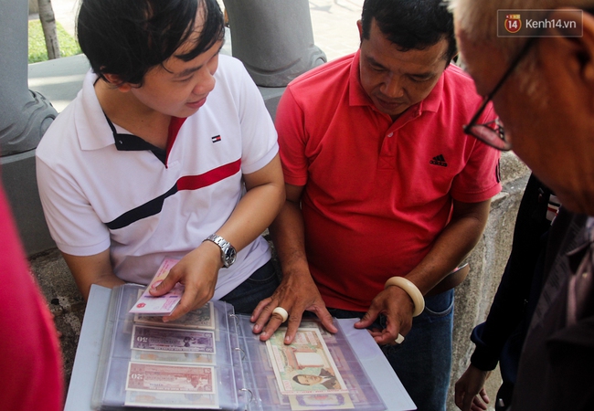 Vượt g&acirc;̀n 200km l&ecirc;n Sài Gòn mua tờ ti&ecirc;̀n 100 đ&ocirc;̀ng nhưng v&acirc;̃n v&ecirc;̀ tay kh&ocirc;ng - Ảnh 5.