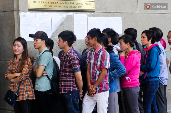 Vượt g&acirc;̀n 200km l&ecirc;n Sài Gòn mua tờ ti&ecirc;̀n 100 đ&ocirc;̀ng nhưng v&acirc;̃n v&ecirc;̀ tay kh&ocirc;ng - Ảnh 3.