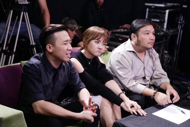 Hari Won - Trấn Thành cùng làm giám khảo gameshow bắt chước nghệ sĩ - Ảnh 2.