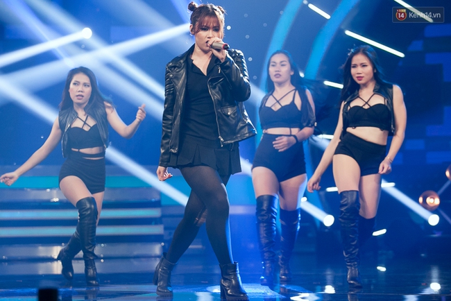 Vietnam Idol: Th&iacute; sinh xuống dốc với đ&ecirc;m EDM, Qu&aacute;n qu&acirc;n Sao Mai ra về - Ảnh 7.