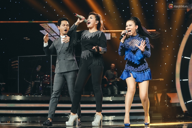 Chung kết Vietnam Idol: Thu Minh xông lên sân khấu đọ giọng với Janice - Ảnh 12.