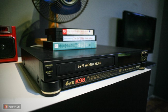 Một trời kỷ niệm &ugrave;a về khi ngắm những Cassette, xe DD đỏ, đồng hồ Gimiko...  ở bảo t&agrave;ng - Ảnh 13.