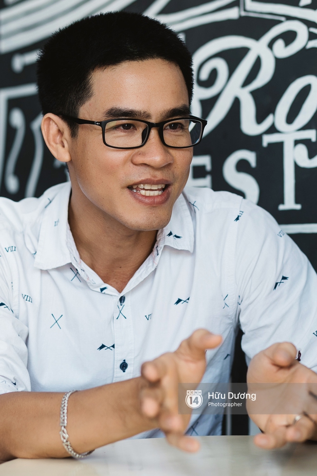 Nh&agrave; thơ Nguyễn Phong Việt: Y&ecirc;u đ&atilde; đủ để hiểu cuối c&ugrave;ng cũng chỉ c&ograve;n c&oacute; gia đ&igrave;nh l&agrave; điều qu&yacute; gi&aacute; nhất! - Ảnh 1.