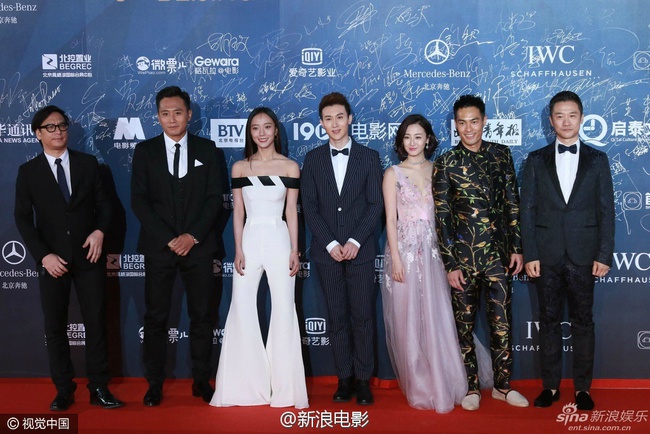 Đường Y&ecirc;n rạng rỡ b&ecirc;n trai đẹp Chung H&aacute;n Lương - Lee Min Ho tr&ecirc;n thảm đỏ LHP quốc tế Bắc Kinh - Ảnh 19.