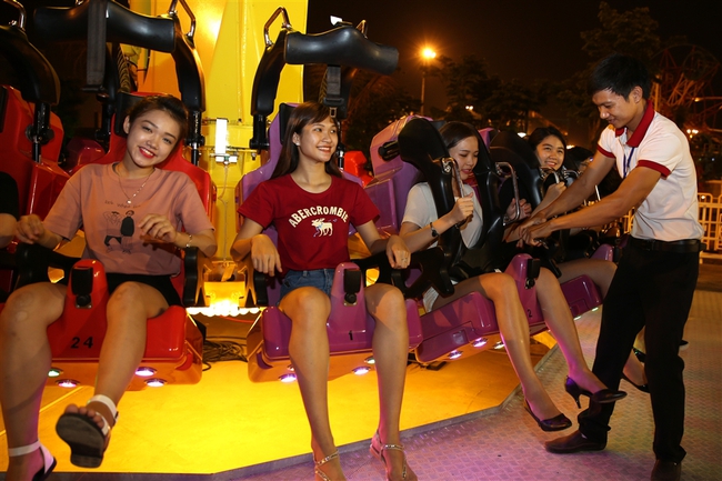 Tới Asia Park Đà Nẵng chơi Singapore Sling: Top 10 trò chơi cảm giác mạnh nhất thế giới - Ảnh 6.