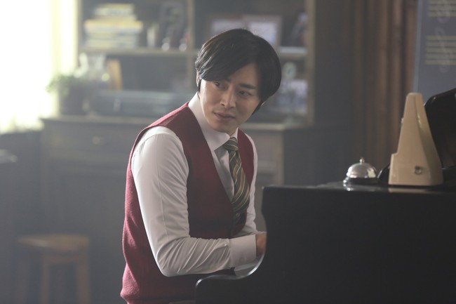 C&ugrave;ng theo ch&acirc;n bếp trưởng Jo Jung Suk đương đầu số phận cứu lấy người y&ecirc;u - Ảnh 3.
