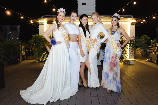 Summer Twilight: Đêm hè bỏng cháy - Ảnh 3.