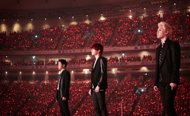 DBSK: 13 năm thanh xu&acirc;n, 7 năm run run bờ vai, tr&agrave;o lệ hướng về 5 vị thần phương Đ&ocirc;ng! - Ảnh 7.