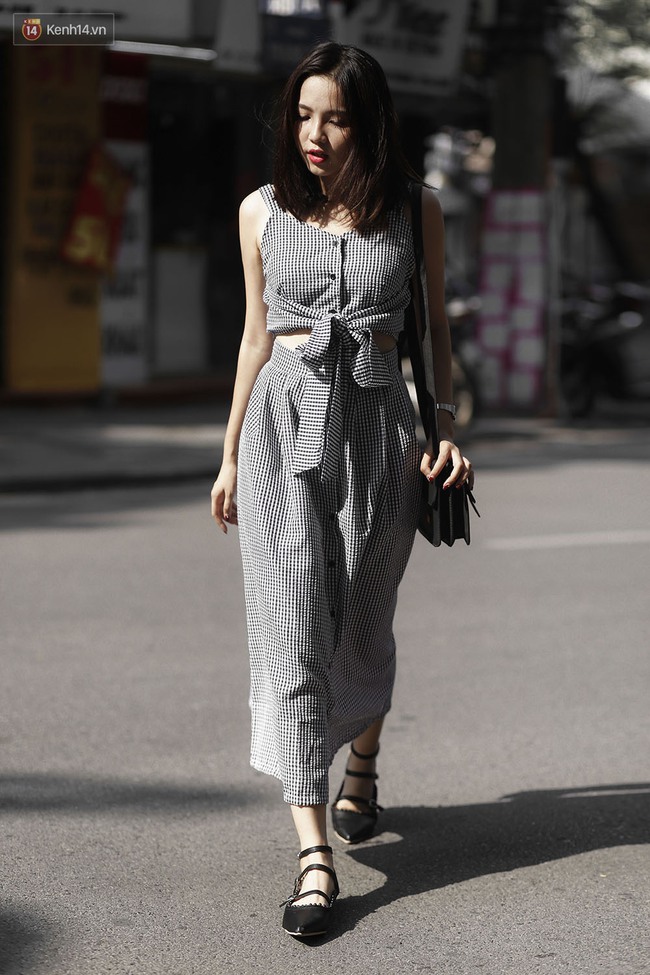 Street style 2 miền: Khi phong c&aacute;ch nữ t&iacute;nh, yểu điệu so k&egrave; với nghịch ngợm, ph&oacute;ng kho&aacute;ng - Ảnh 3.
