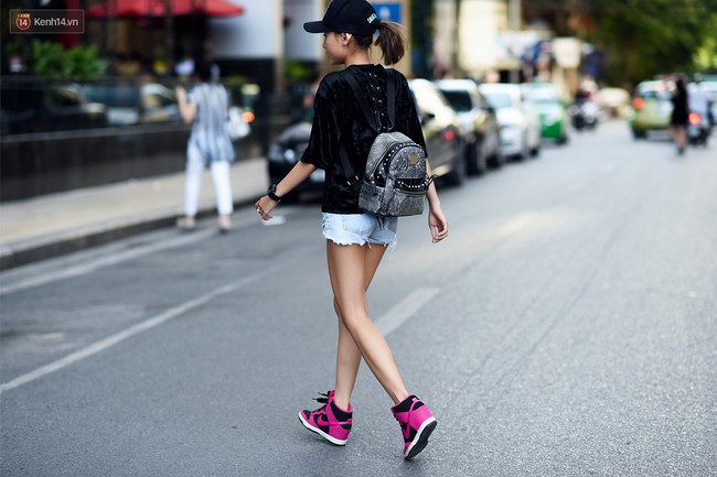 Street style giới trẻ: H&agrave; Nội ph&aacute; c&aacute;ch, &aacute;p đảo S&agrave;i G&ograve;n hiền l&agrave;nh đến bất ngờ - Ảnh 2.