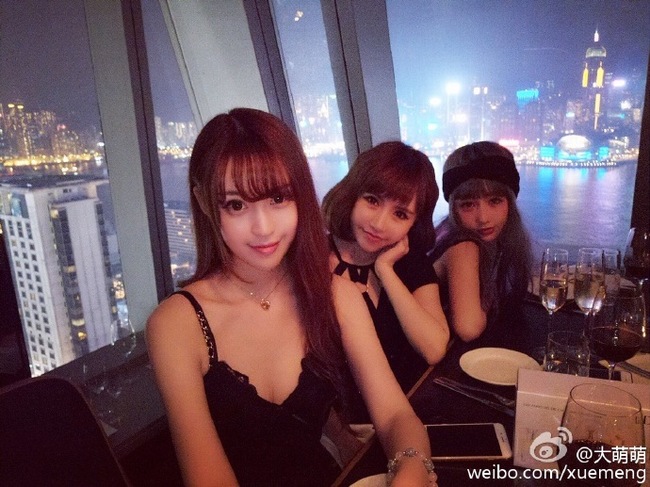 Bức ảnh 11 hot girl tụ hội trong 1 buổi tiệc gây sốt mạng xã hội Weibo - Ảnh 8.