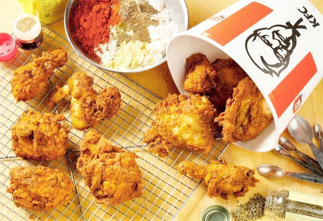 Thèm gà rán KFC thì không cần ra ngoài hàng nữa, vì giờ bạn có thể tự làm nó tại nhà! - Ảnh 7.