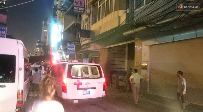 H&agrave; Nội: Nổ lớn ở kh&aacute;ch sạn, 1 người bị bỏng nặng - Ảnh 4.