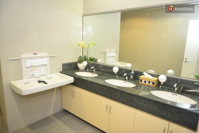 Cận cảnh ph&ograve;ng chờ mới 4 sao cho kh&aacute;ch hạng thương gia ở s&acirc;n bay T&acirc;n Sơn Nhất - Ảnh 11.