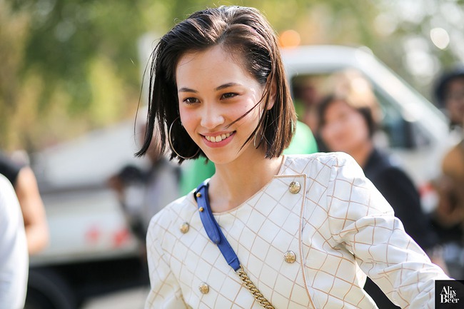 Ngực l&eacute;p, m&ocirc;ng phẳng th&igrave; đ&atilde; sao, những mỹ nh&acirc;n n&agrave;y vẫn được vạn người m&ecirc; đấy th&ocirc;i! - Ảnh 17.